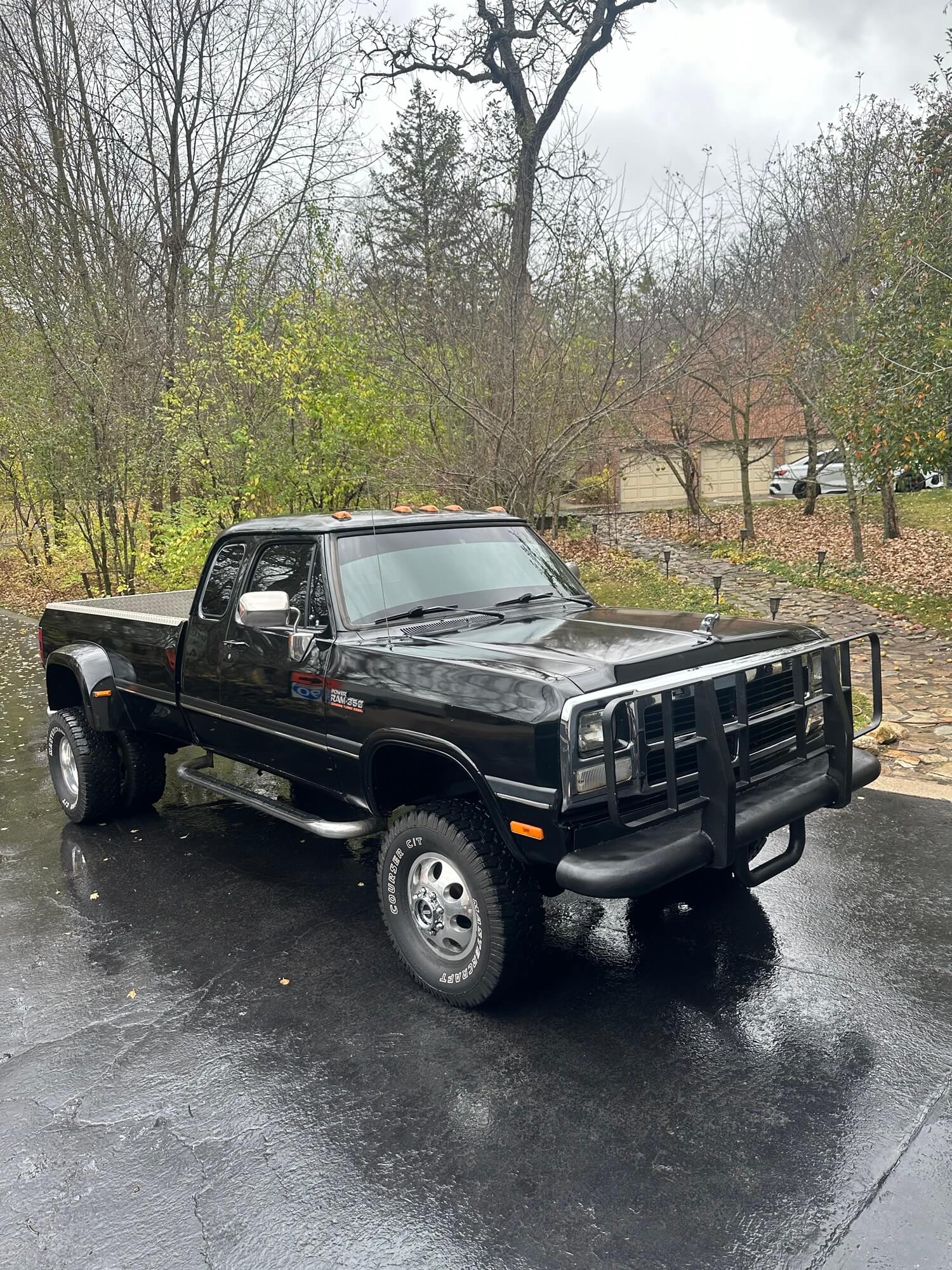 1993 Dodge W350 4×4 5 speed 5.9